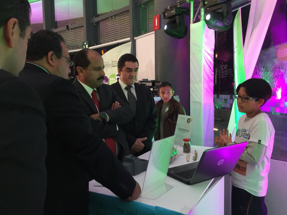 Primer Lugar Nacional con Filtro de Agua Innovador y Accede a Maker Faire y Taller en la NASA